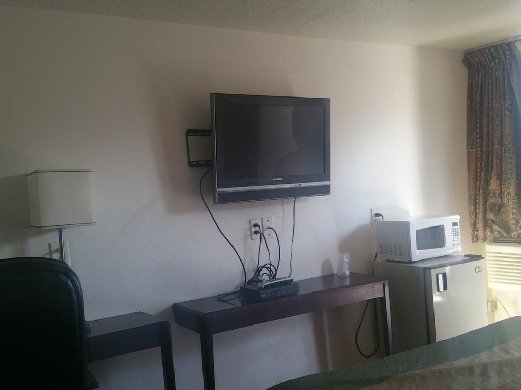 Del Rancho Motel Portland Buitenkant foto