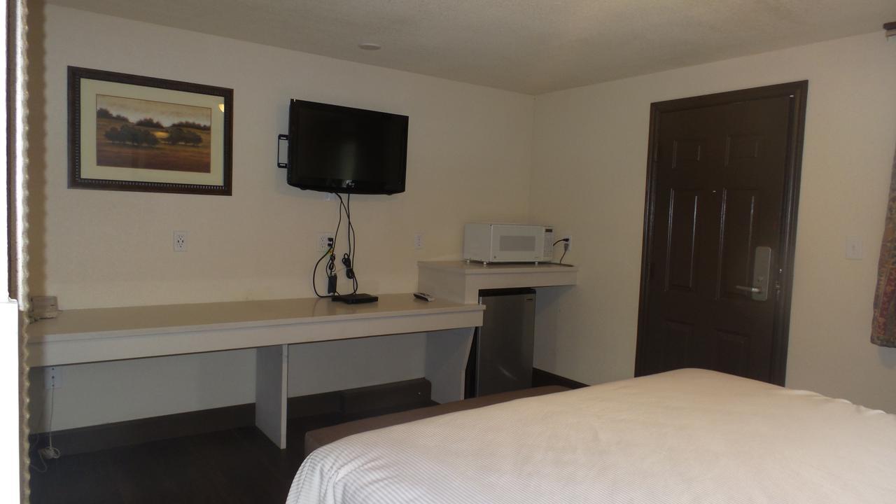 Del Rancho Motel Portland Buitenkant foto